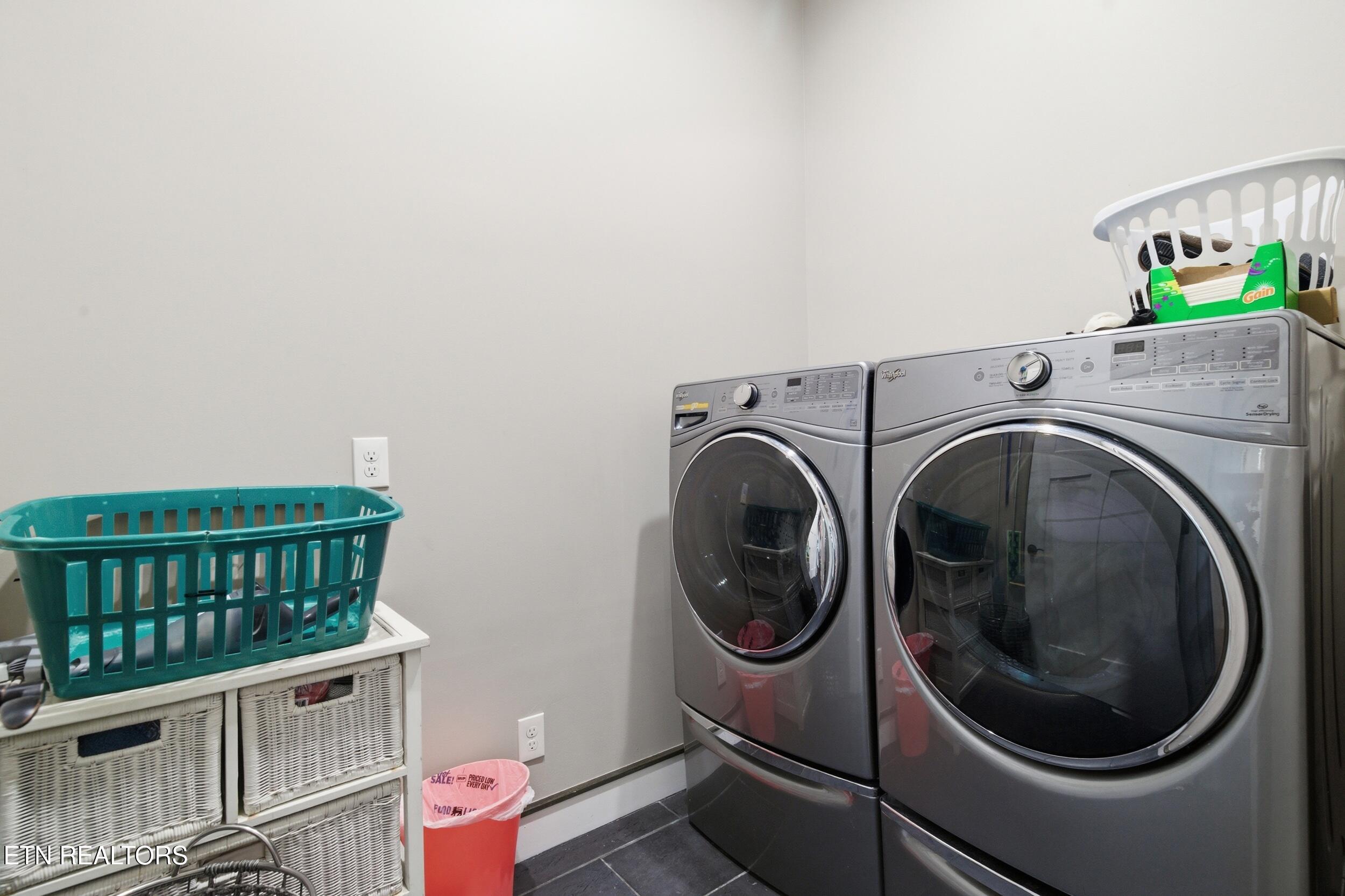 301 Inagehi Lane Loudon, TN 37774 - Photo 32 of 59 301_inaghei_ln_0095