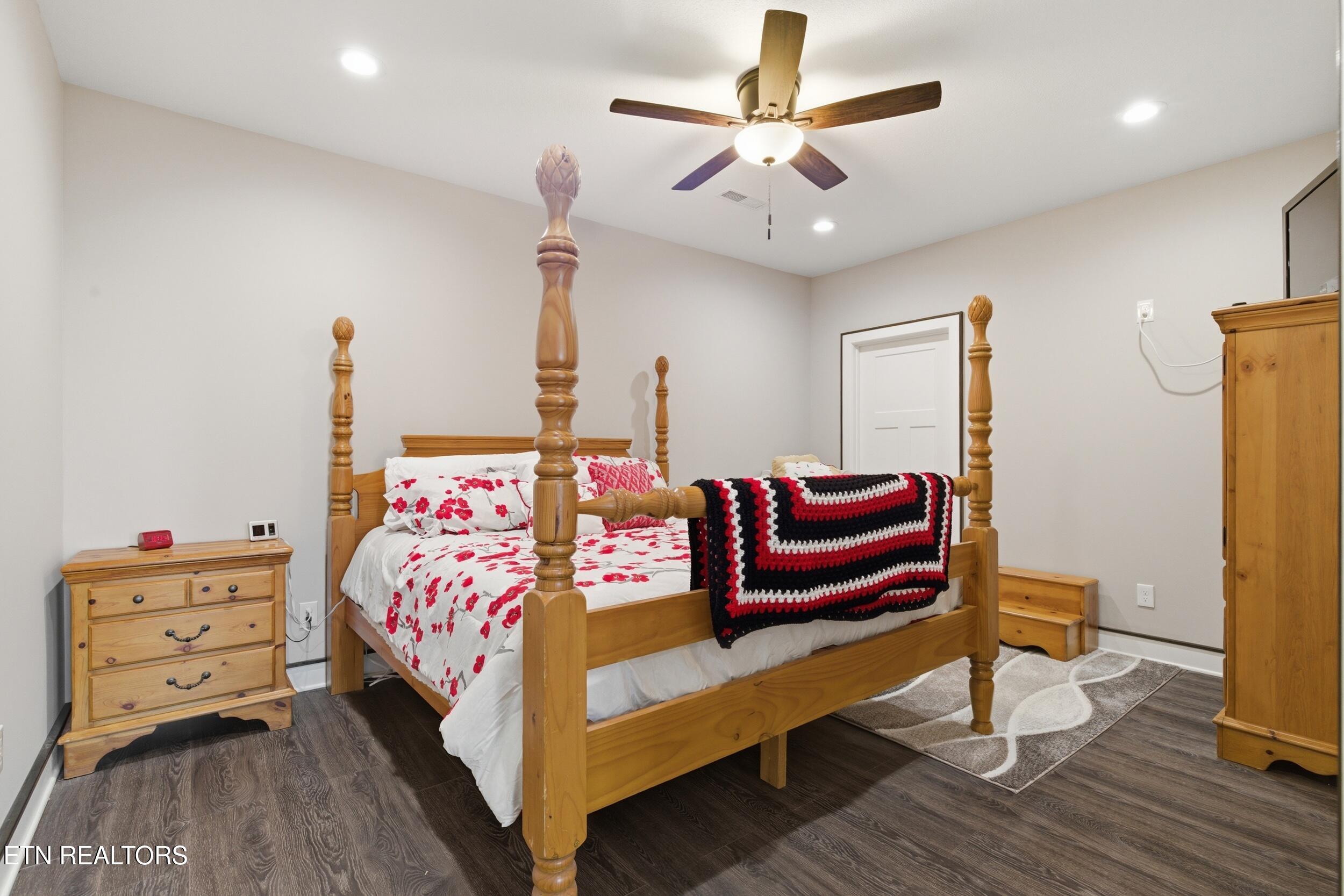 301 Inagehi Lane Loudon, TN 37774 - Photo 53 of 59 301_inaghei_ln_0155