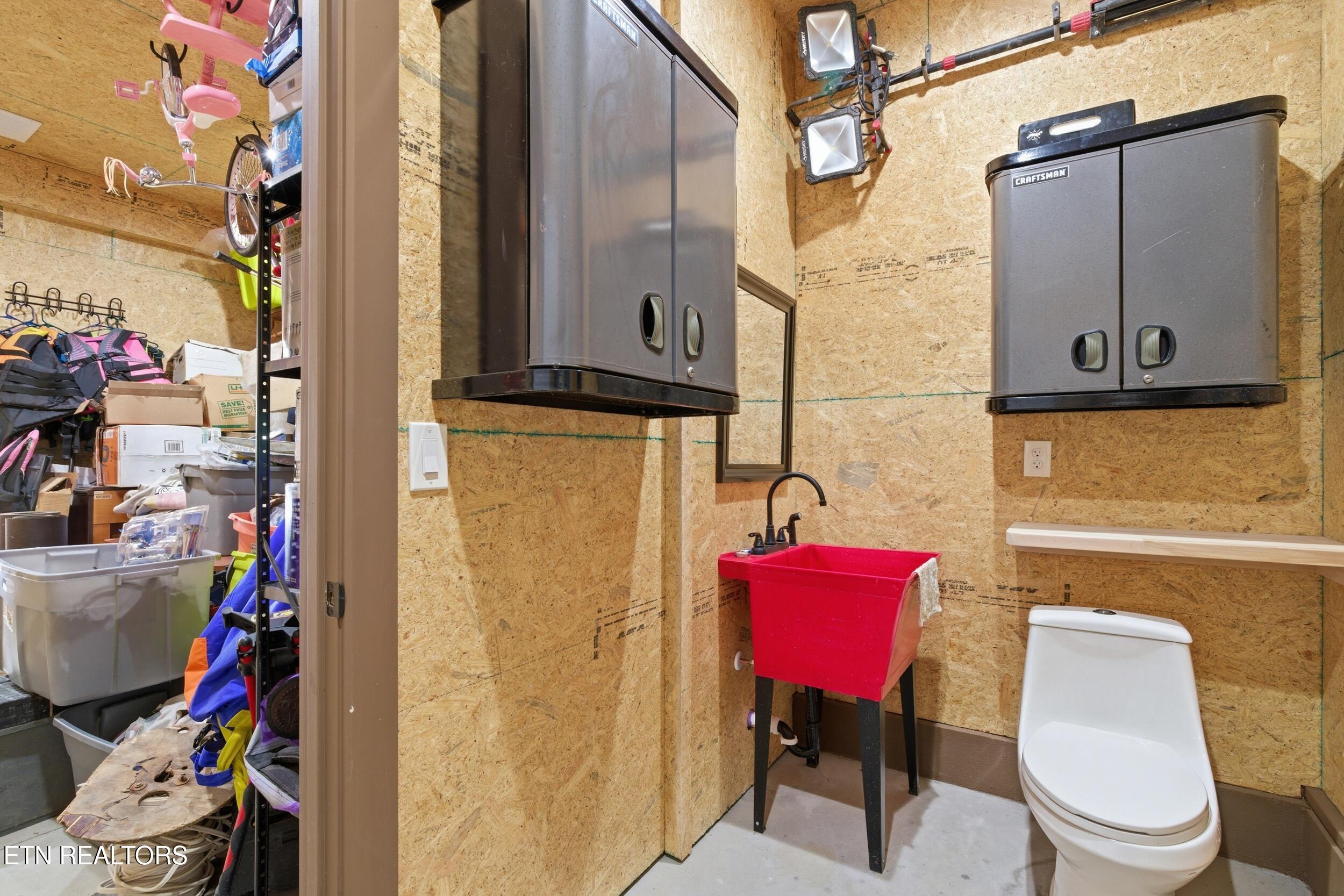 301 Inagehi Lane Loudon, TN 37774 - Photo 58 of 59 301_inaghei_ln_0170