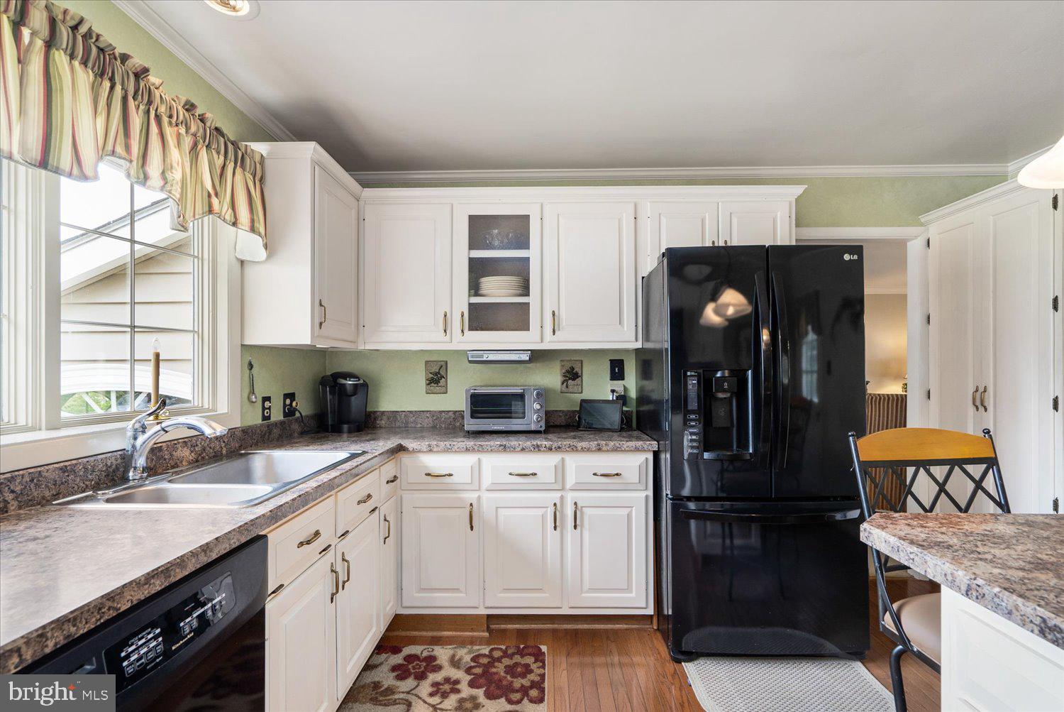 806 Suburbian Road Reisterstown, MD 21136 - Photo 12 of 41 So Much Cabinetry and Counterspace