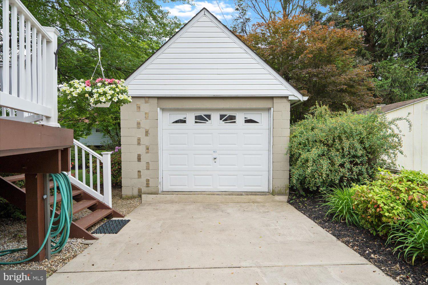 806 Suburbian Road Reisterstown, MD 21136 - Photo 34 of 41 Detached One Car Garage