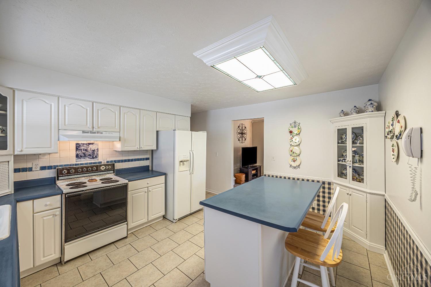 453 Wasserman Road Hamilton, OH 45013 - Photo 6 of 19 Gallery Image 6