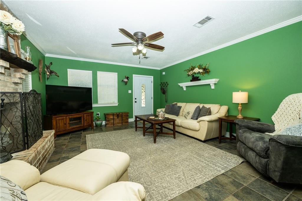 27289 Cloverland Road Lacombe, LA 70445 - Photo 4 of 27 Gallery Image 4