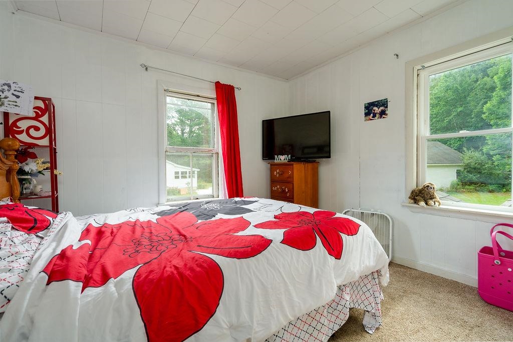 38 Strafford Road Rochester, NH 03867 - Photo 11 of 37