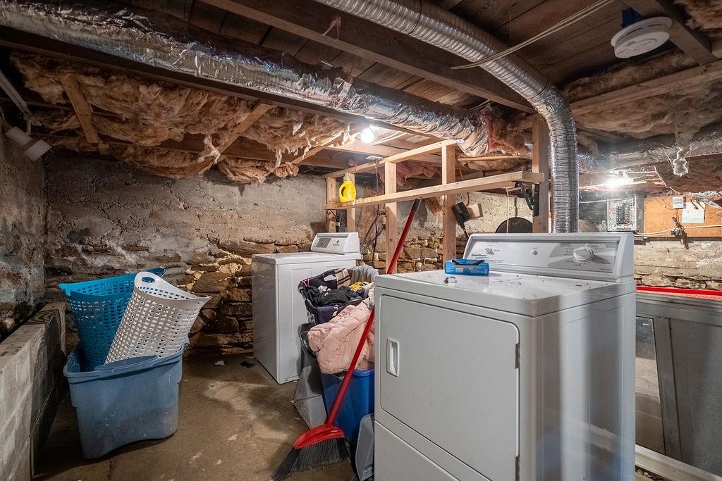 38 Strafford Road Rochester, NH 03867 - Photo 18 of 37