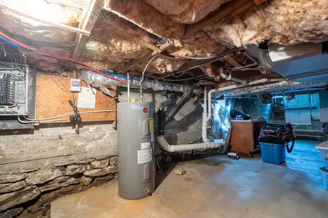 $279,000 | 38 Strafford Road, Rochester, NH 03867