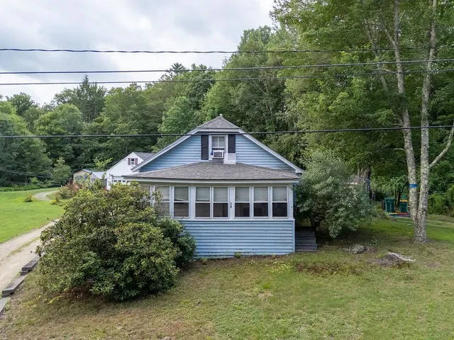 $279,000 | 38 Strafford Road, Rochester, NH 03867