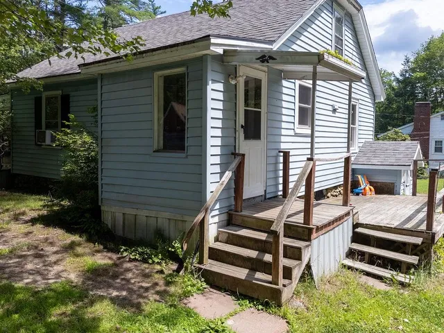 $279,000 | 38 Strafford Road, Rochester, NH 03867