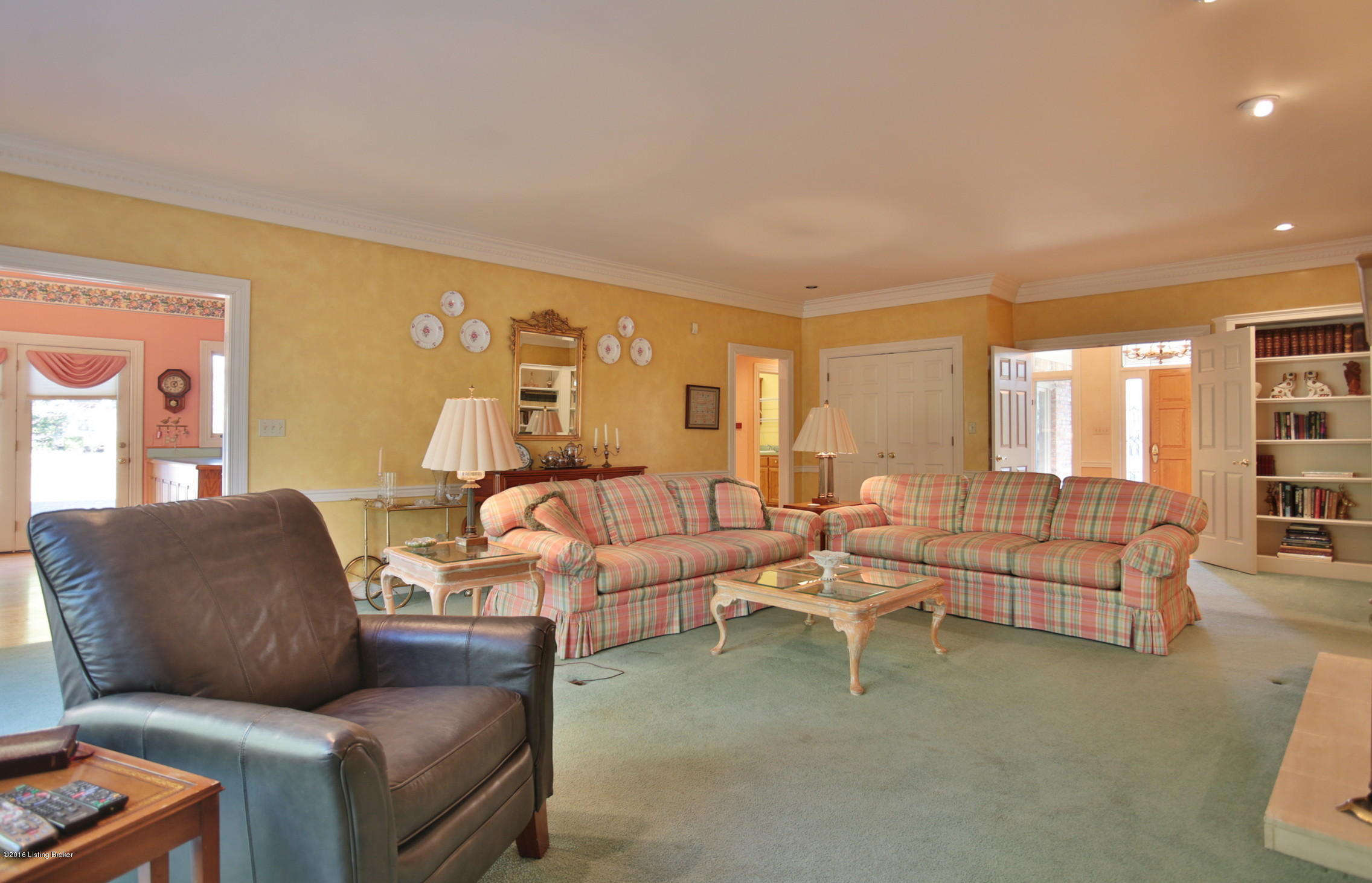 506 Cloverlea Road Louisville, KY 40206 - Photo 10 of 45 14