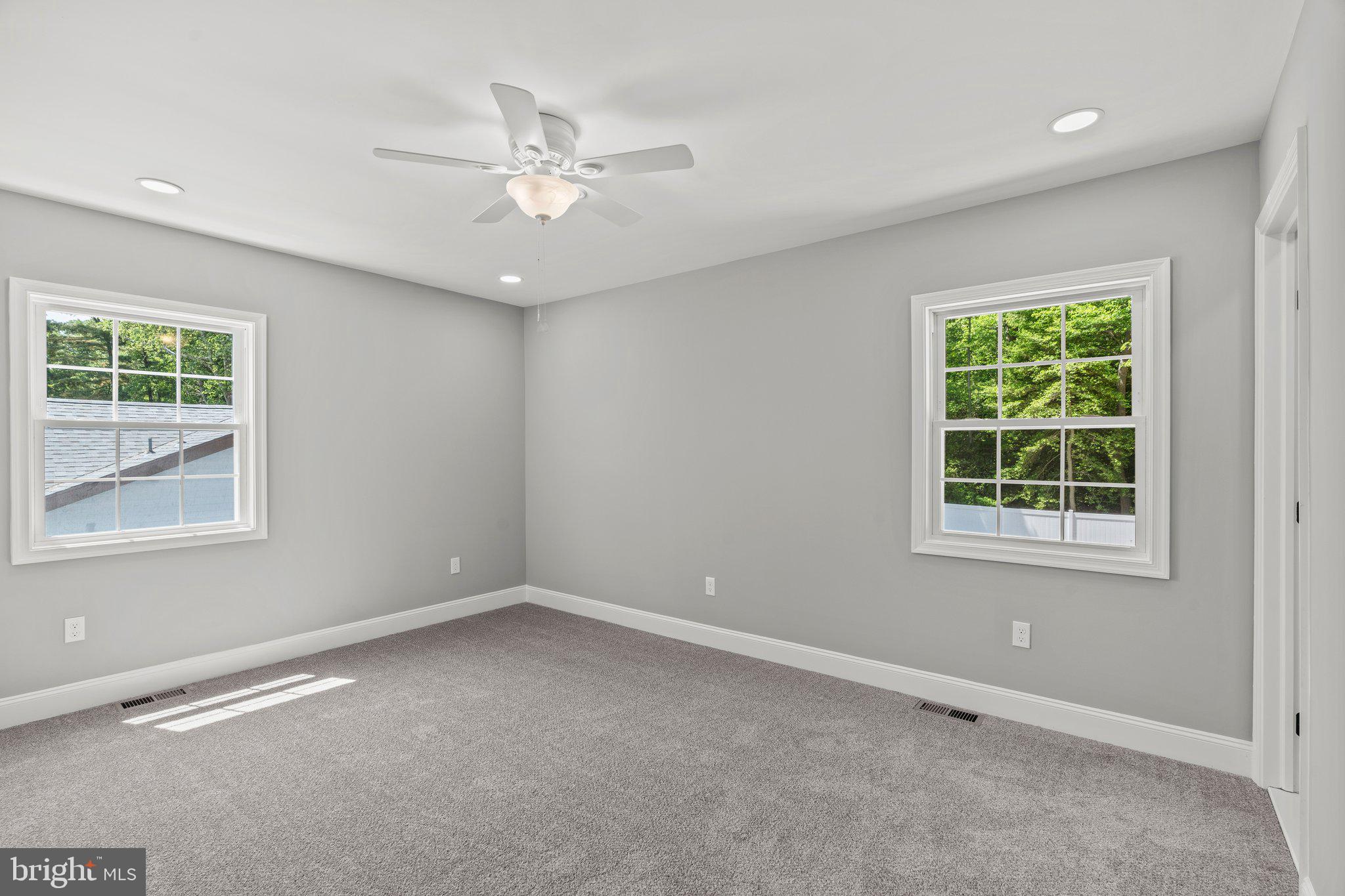 102 Golfview Drive Sewell, NJ 08080 - Photo 17 of 37