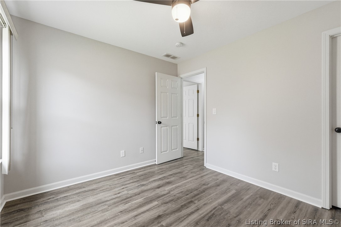 2414 Trinity Run Court New Albany, IN 47150 - Photo 20 of 36