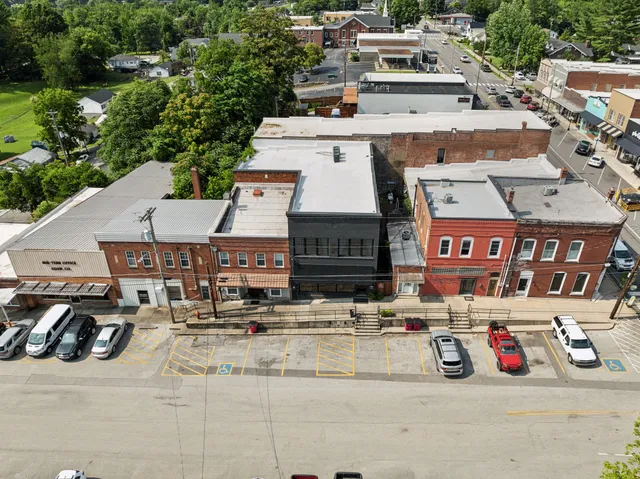 $2,200 | 110 3rd Avenue West, Carthage, TN 37030