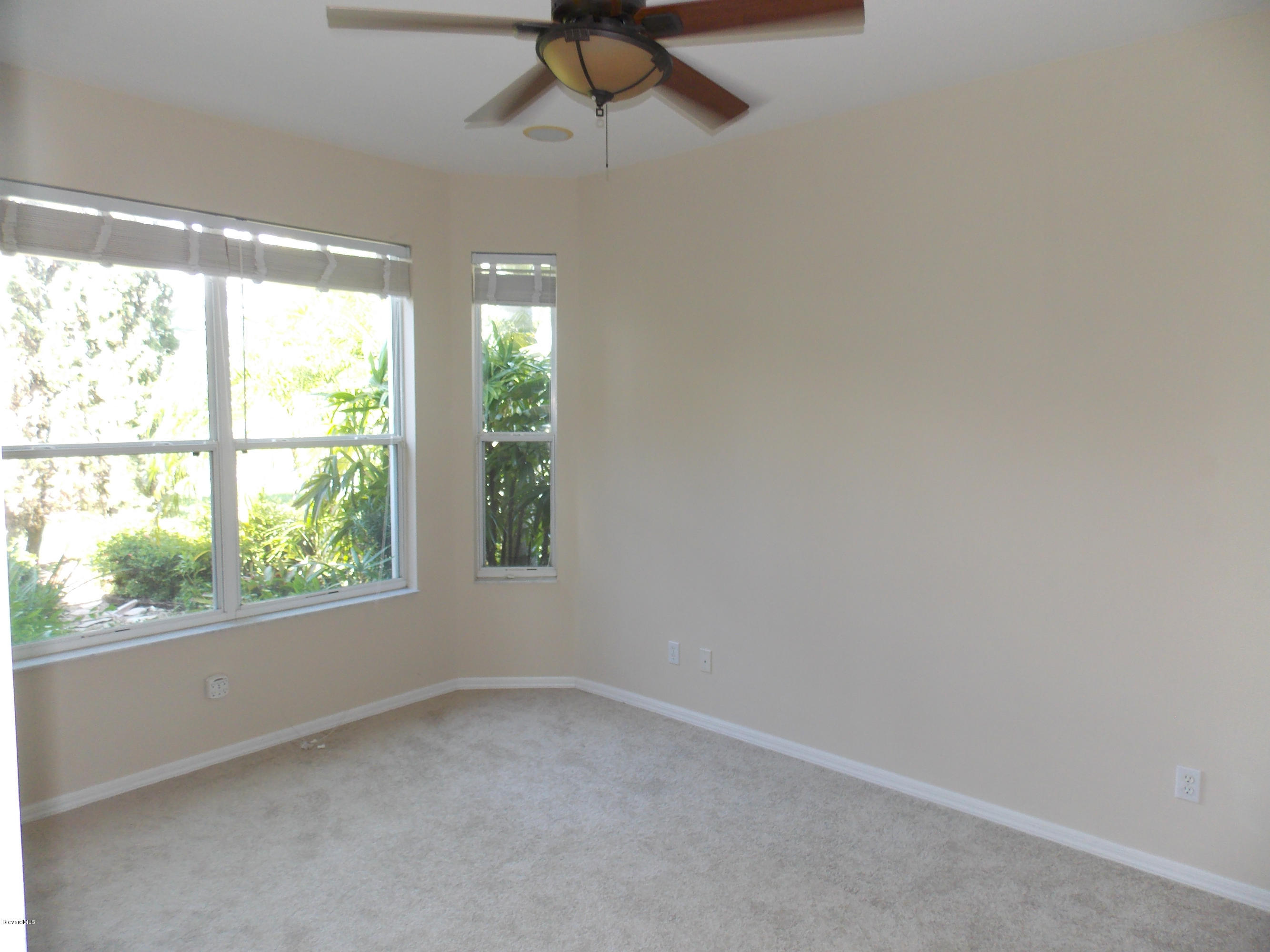 4411 Portage Trail Melbourne, FL 32940 - Photo 7 of 10 Guest bed