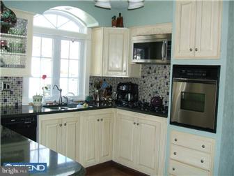 2417 Beverly Road Cinnaminson, NJ 08077 - Photo 5 of 12 Kitchen