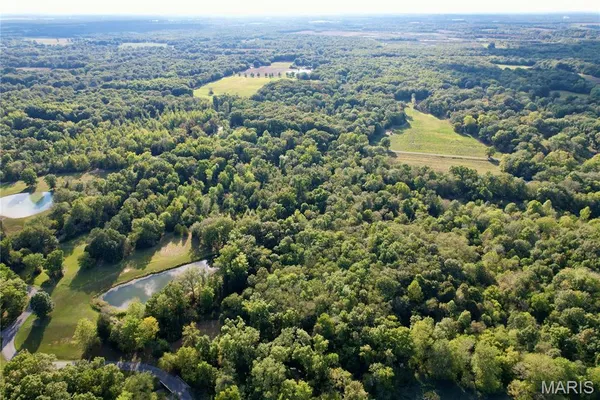 $90,000 | 8206 Eakin Grove Road, Benton, IL 62812