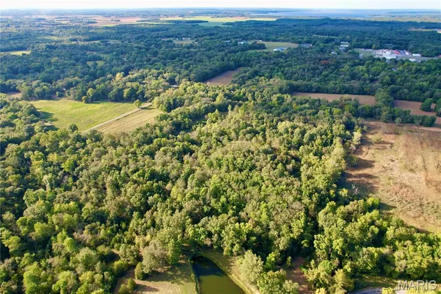 $90,000 | 8206 Eakin Grove Road, Benton, IL 62812