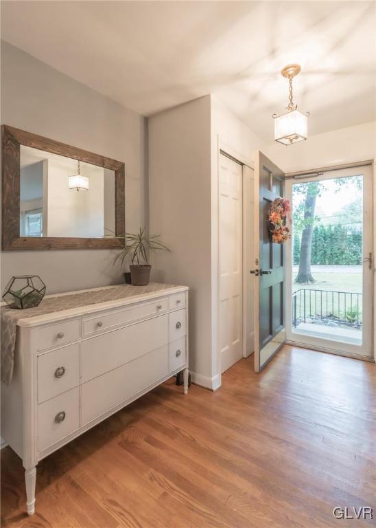 2855 Whitewood Road Bethlehem, PA 18017 - Photo 3 of 41 Gallery Image 3