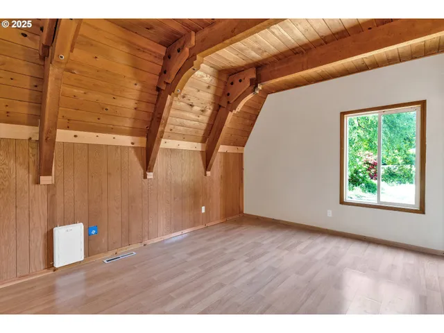 $699,000 | 45265 Sunnyside Road, Foster, OR 97345