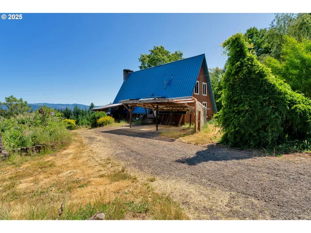 $699,000 | 45265 Sunnyside Road, Foster, OR 97345