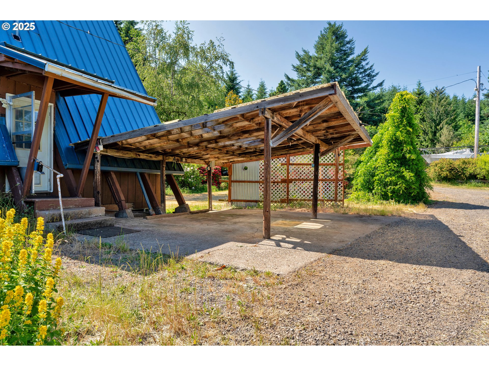 45265 Sunnyside Road Foster, OR 97345 - Photo 4 of 47
