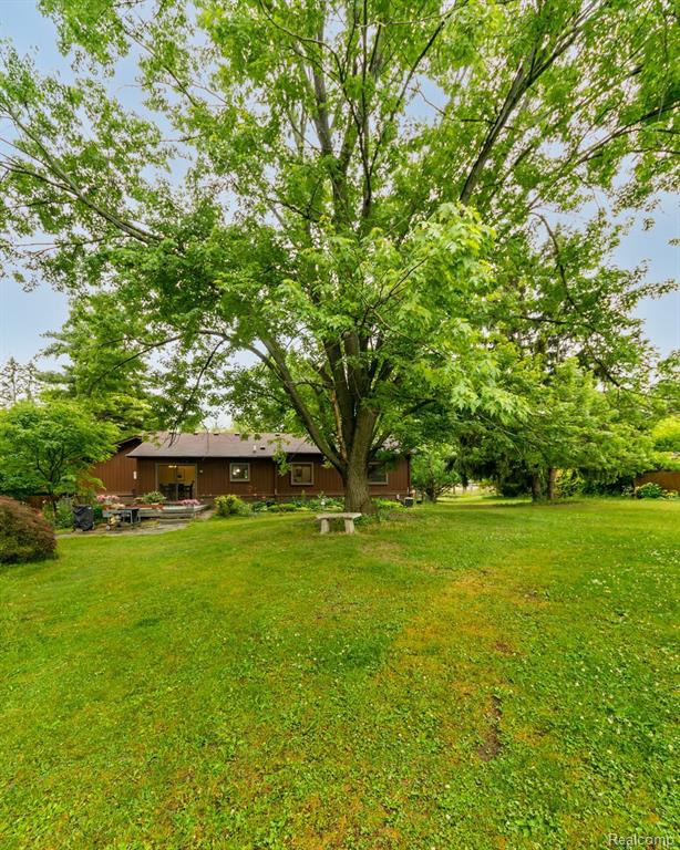 46210 West 11 Mile Road Novi, MI 48374 - Photo 44 of 97