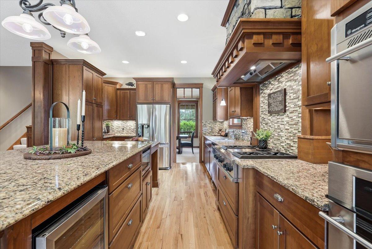 492 East Cove Road Hudson, WI 54016 - Photo 6 of 33