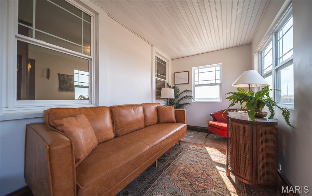 1148 Ridge Road Brussels, IL 62013 - Photo 19 of 49 Gallery Image 19