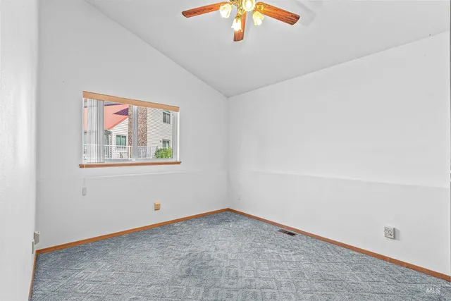 $499,999 | 1962 Golfview Drive, Clarkston, WA 99403