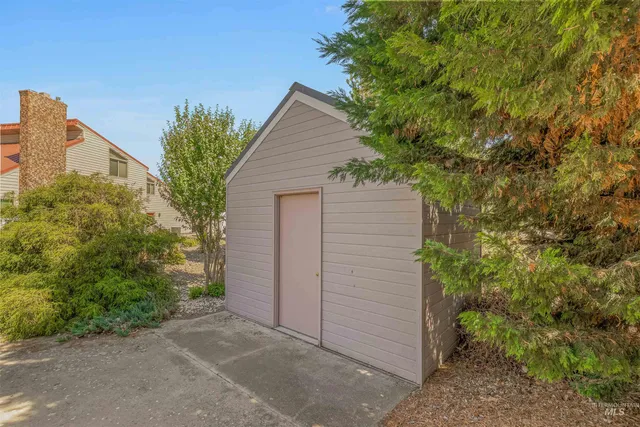 $499,999 | 1962 Golfview Drive, Clarkston, WA 99403