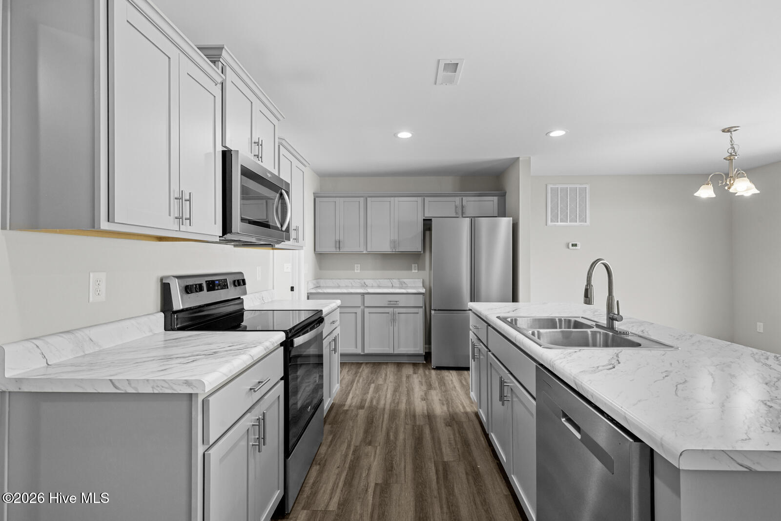 405 Reno Place Jacksonville, NC 28540 - Photo 10 of 28 reno-8