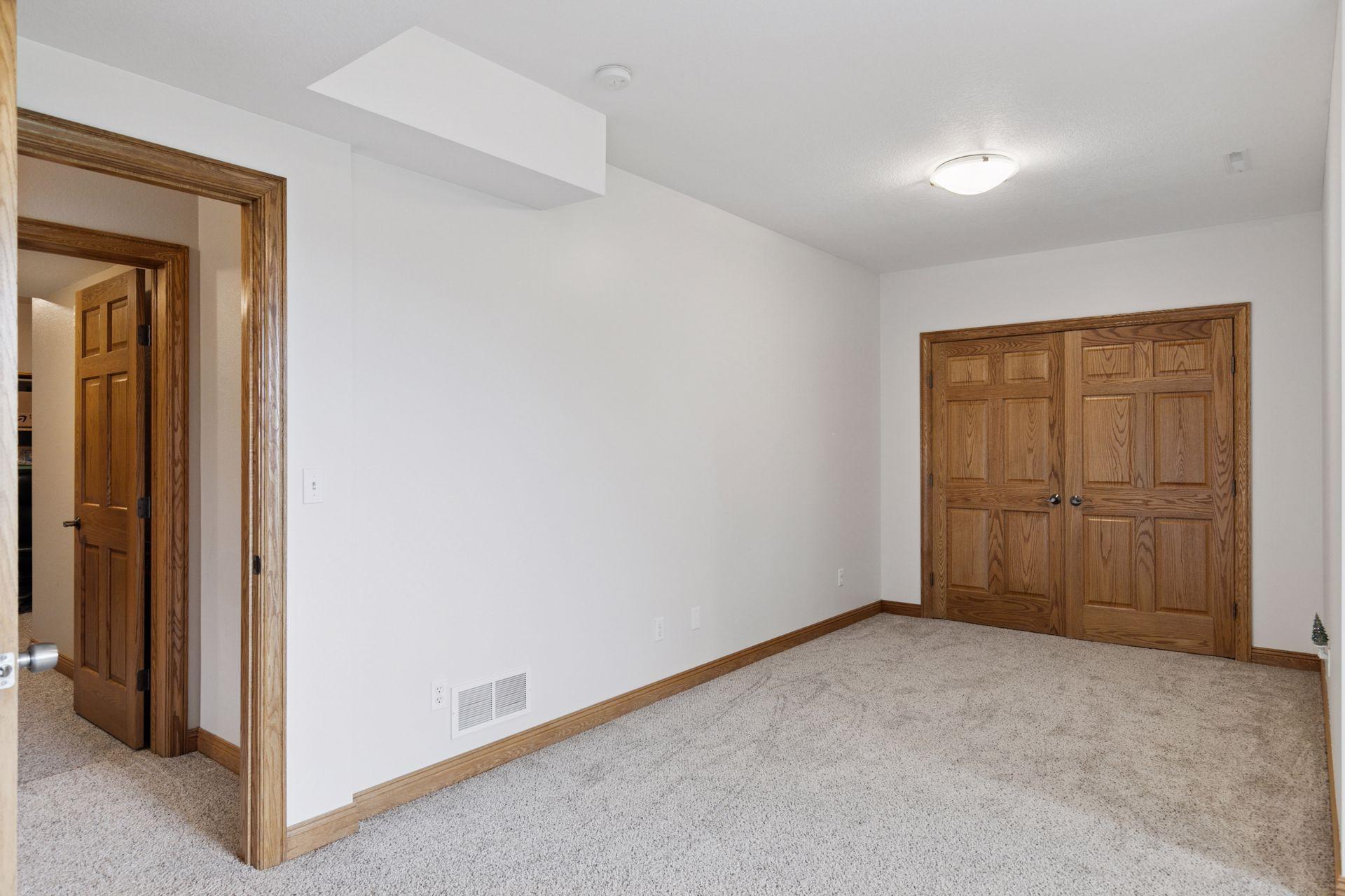 3134 Sherburn Place Southwest Rochester, MN 55902 - Photo 57 of 71 Gallery Image 57
