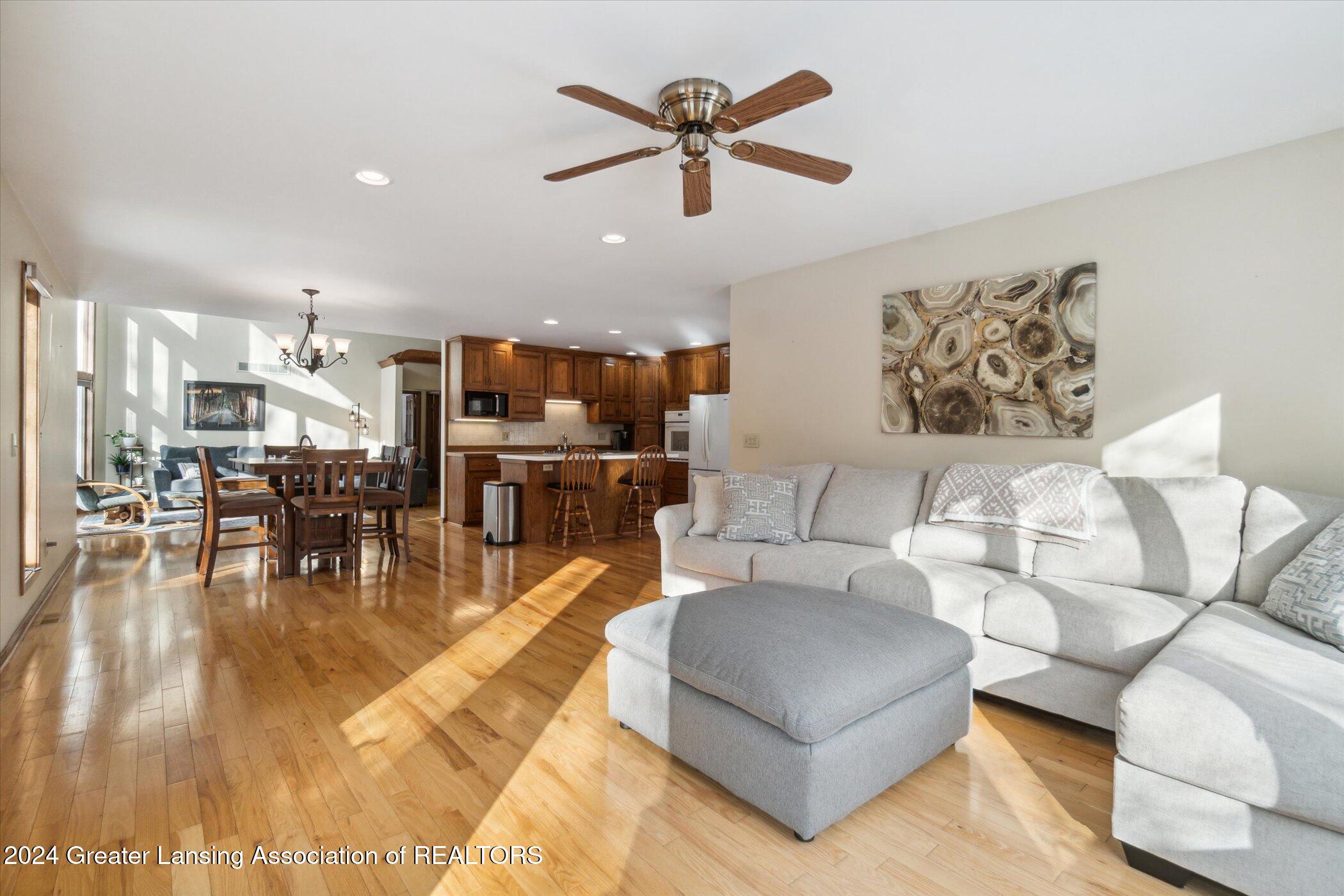14725 Nichols Road Bath, MI 48808 - Photo 14 of 53 Family room