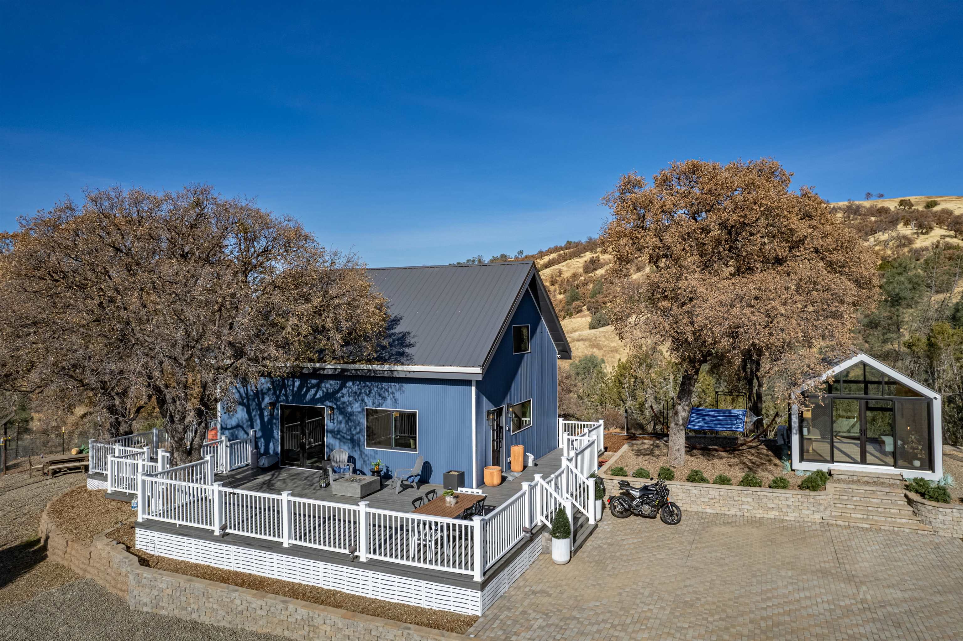21000 Mines Road Livermore, CA 94550 - Photo 10 of 56 a view of a house with a patio