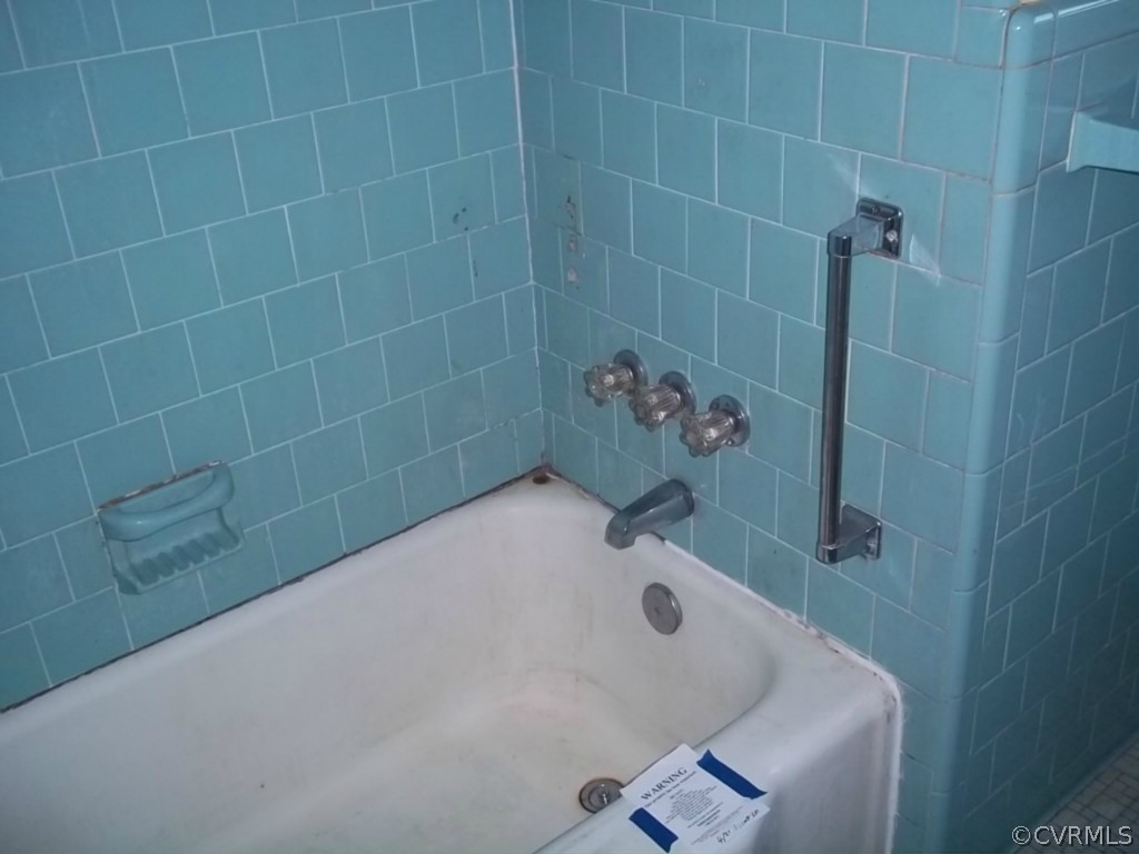 603 Compton Road Colonial Heights, VA 23834 - Photo 7 of 14 Gallery Image 7