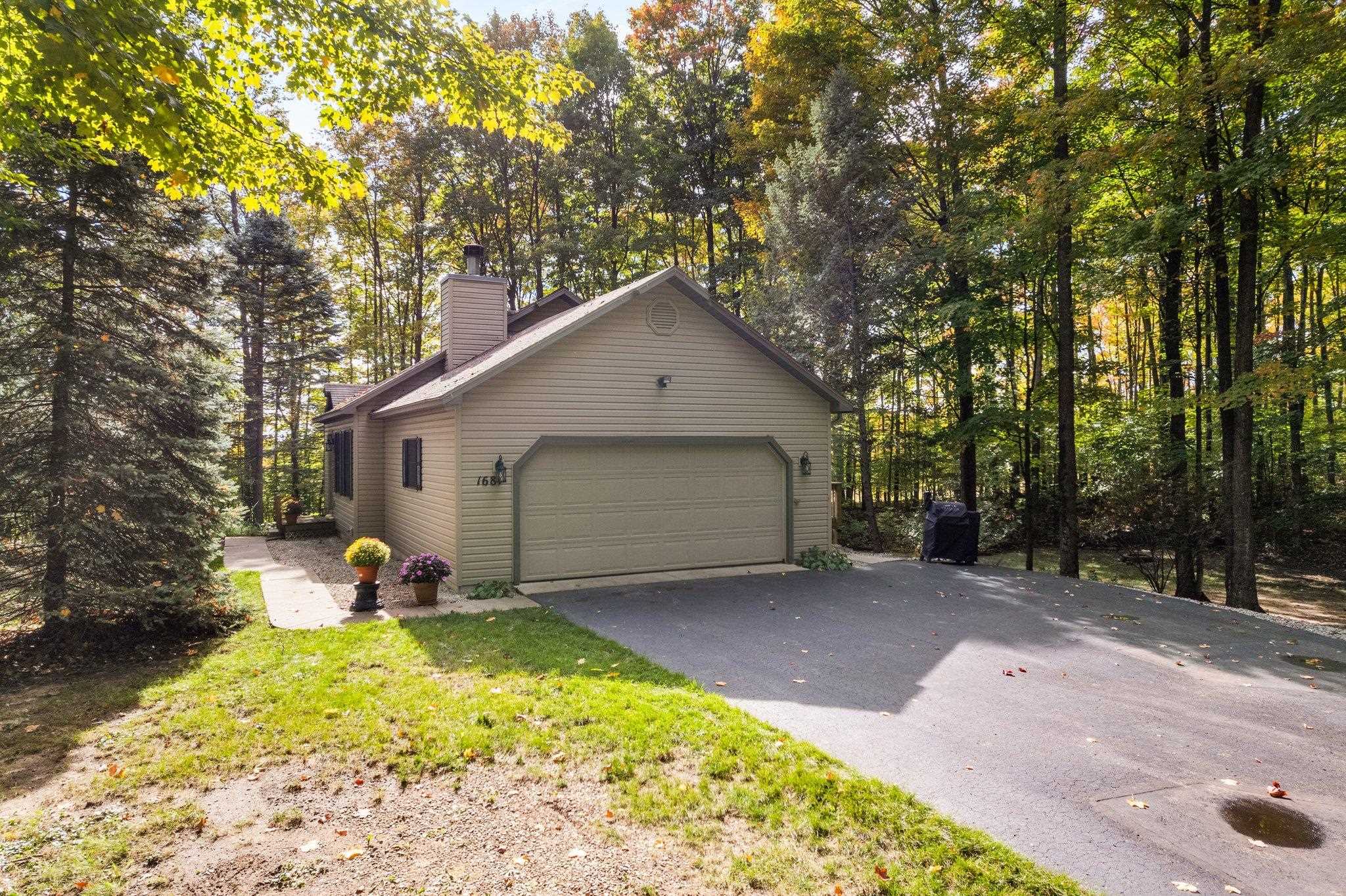 1681 Rasho Road Traverse City, MI 49696 - Photo 37 of 37 Gallery Image 37
