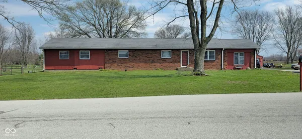 $304,999 | 10255 Hodge Road, Clayton, IN 46118