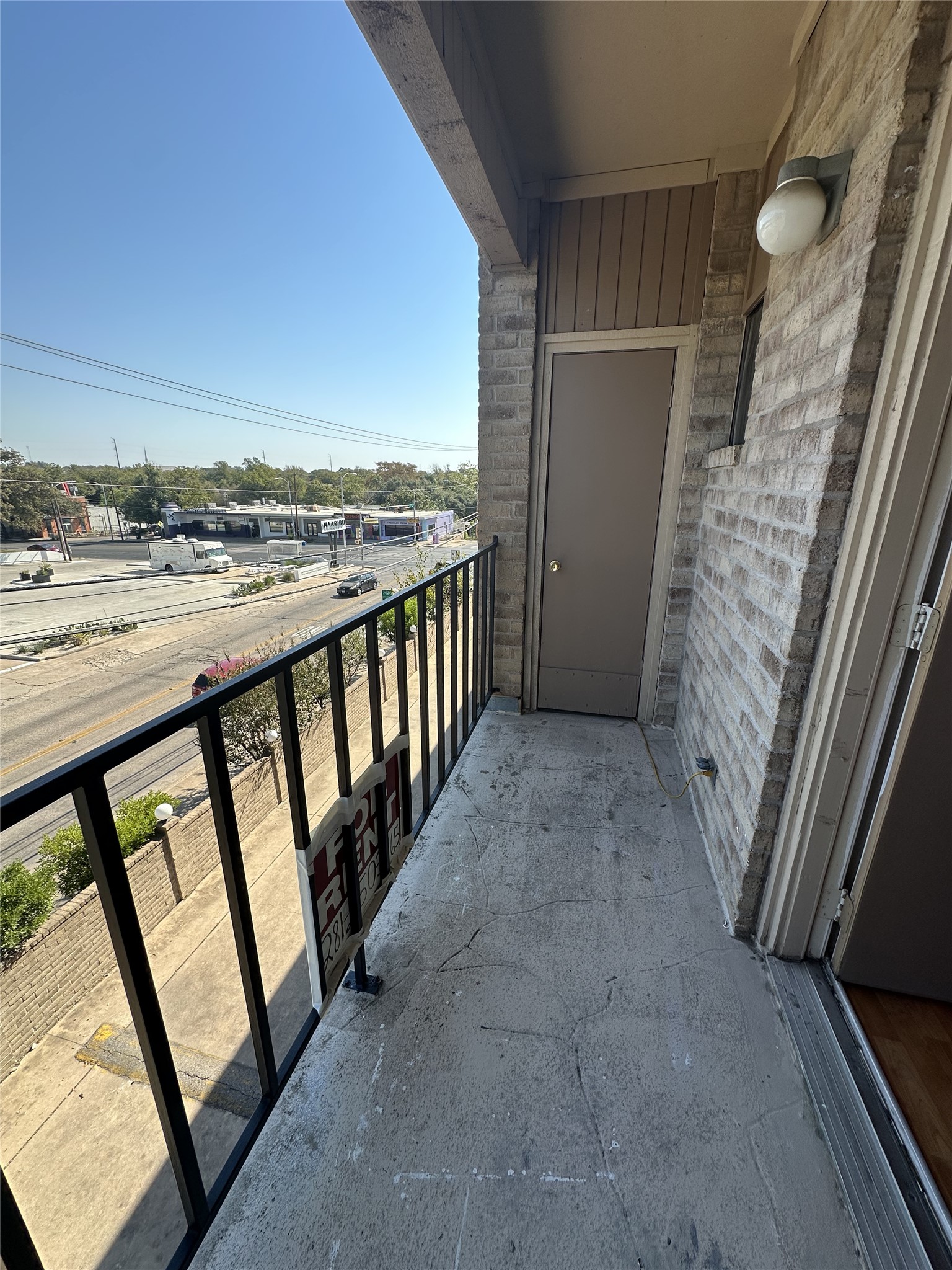 3316 Guadalupe Street, Unit 306 Austin, TX 78705 - Photo 15 of 28 View of balcony