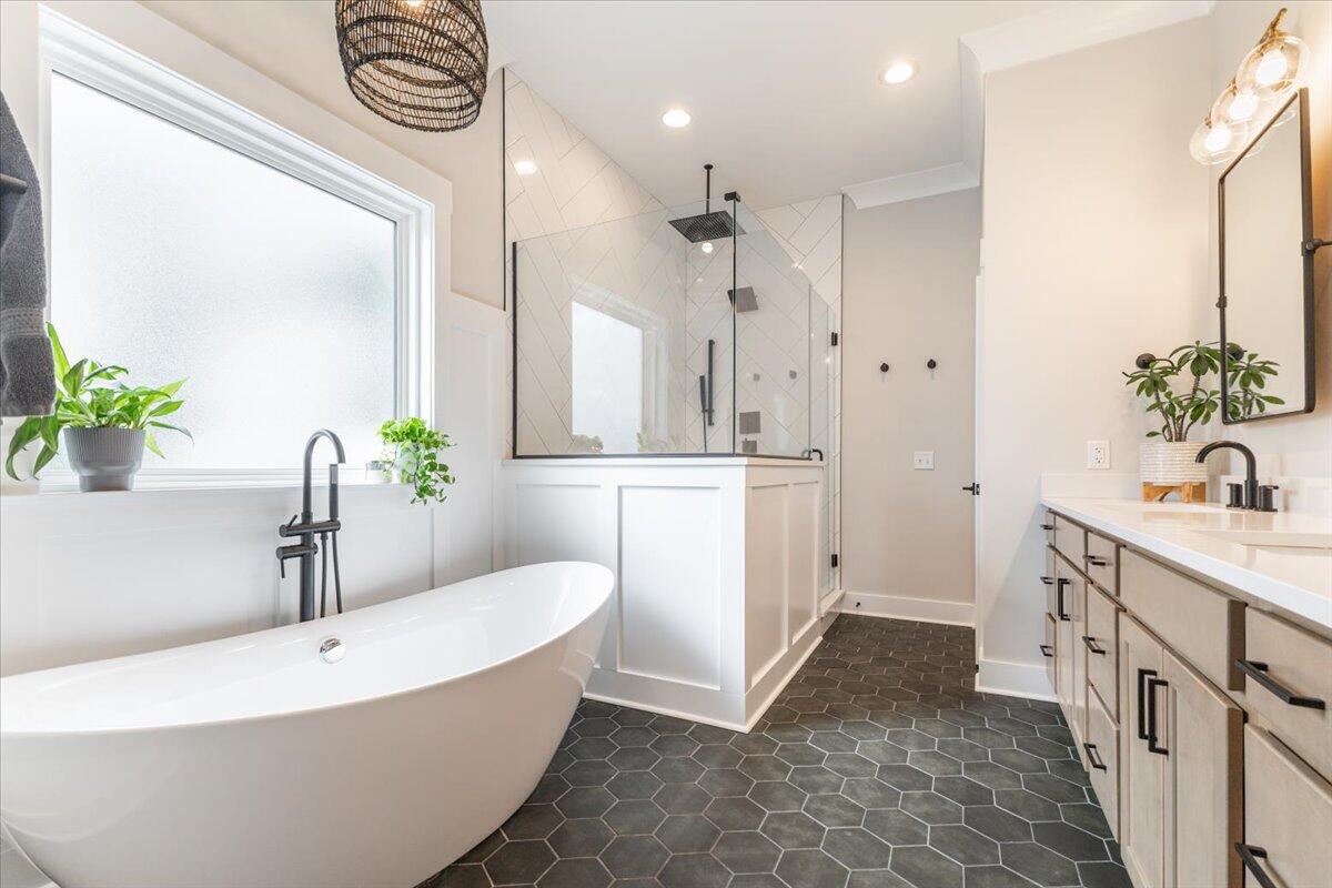 7513 Raptors Roost Lane Signal Mountain, TN 37377 - Photo 37 of 69 047-IMG_9209