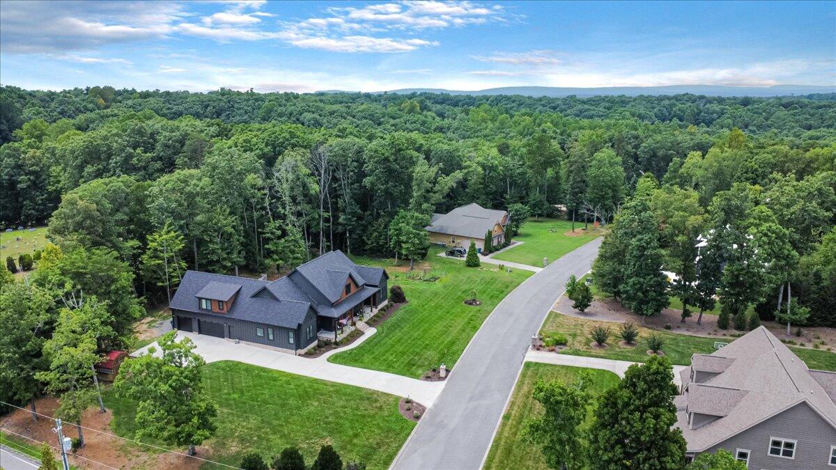 7513 Raptors Roost Lane Signal Mountain, TN 37377 - Photo 68 of 69 071-4C7EA3BD-38CA-410C-AD83-7FE1C6E4A0D9