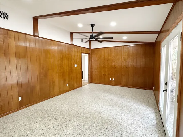 a view of a indoor garage