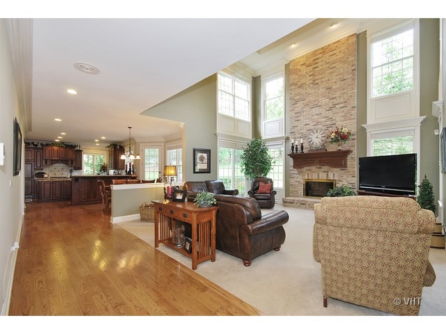 36W450 Bristol Road St. Charles, IL 60175 - Photo 11 of 25