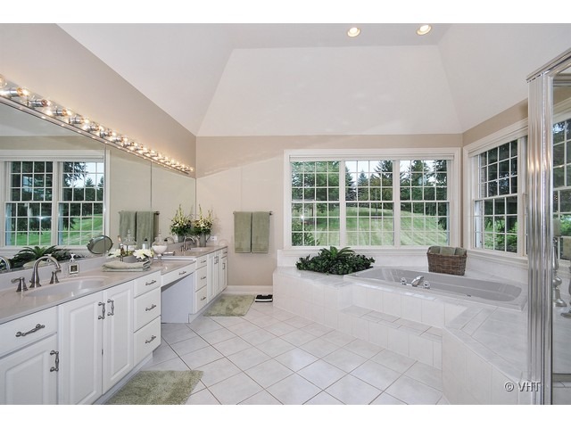 36W450 Bristol Road St. Charles, IL 60175 - Photo 15 of 25