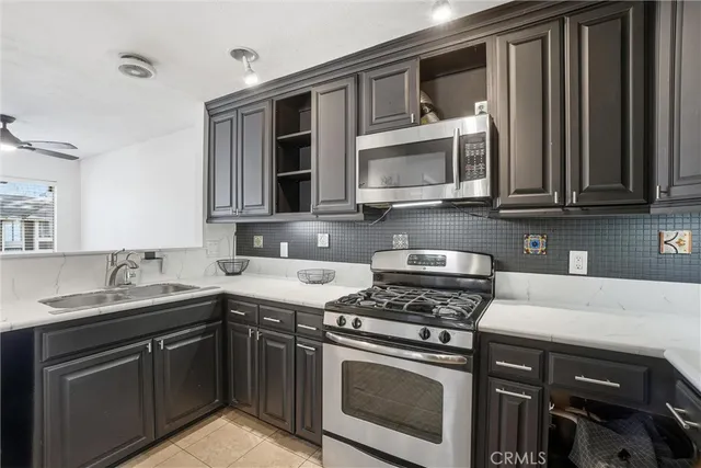 $270,000 | 933 South Downey Place, Anaheim, CA 92804