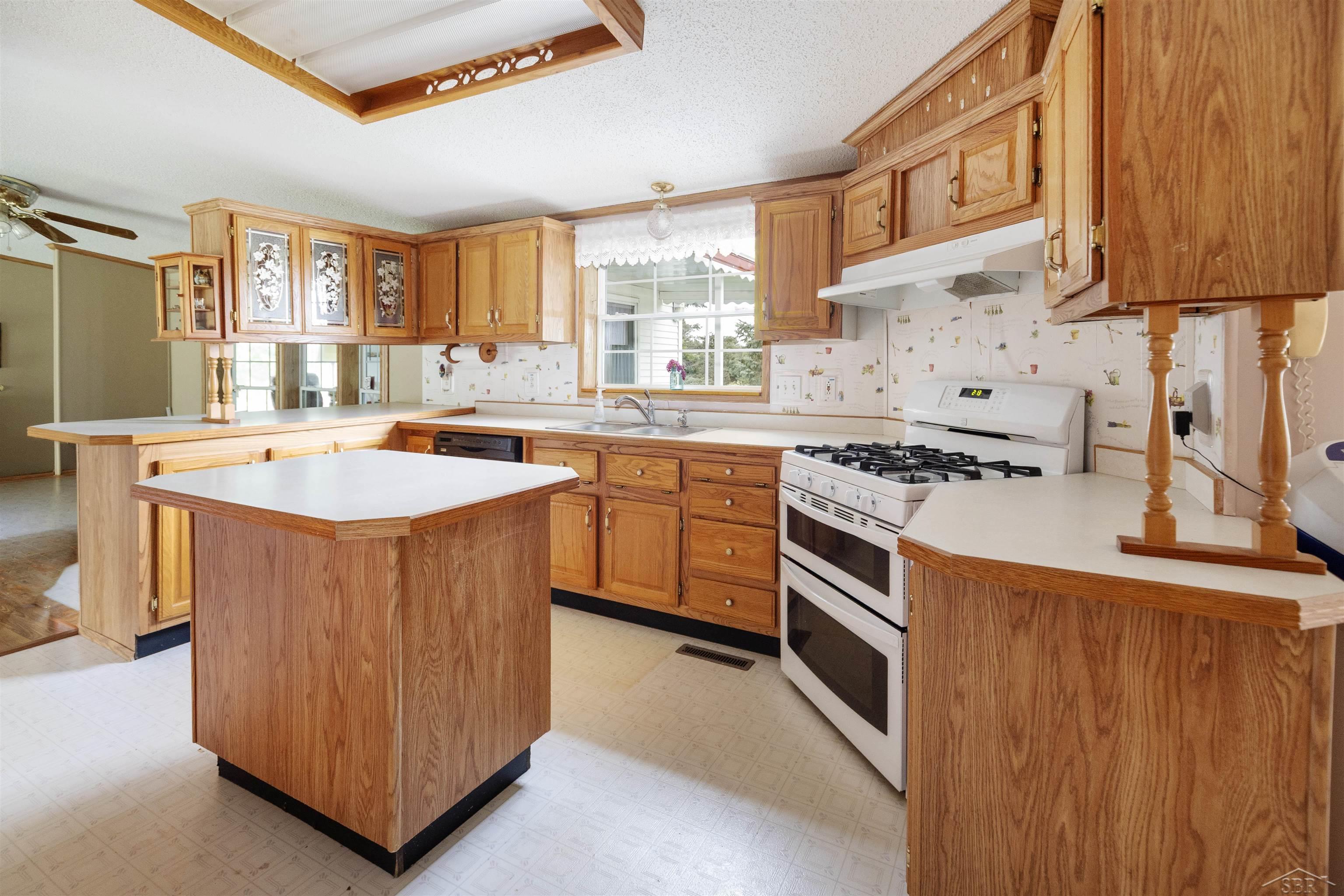 13301 Elms Road Birch Run, MI 48415 - Photo 26 of 39