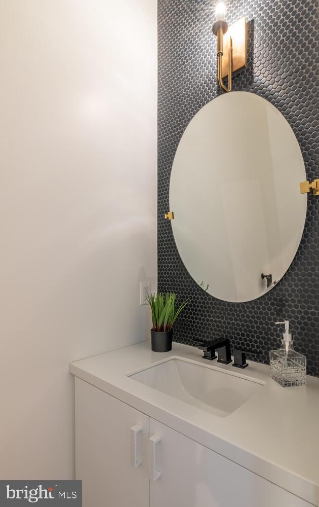 112 4th Street Northeast Washington, DC 20002 - Photo 7 of 45