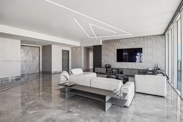 $29,000 | 330 Sunny Isles Boulevard, Unit 5UPH04, Sunny Isles Beach, FL 33160
