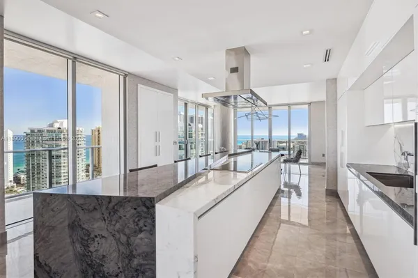 $29,000 | 330 Sunny Isles Boulevard, Unit 5UPH04, Sunny Isles Beach, FL 33160