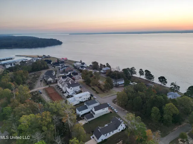 $350,000 | 100 D'Iberville Lane, Madison, MS 39110