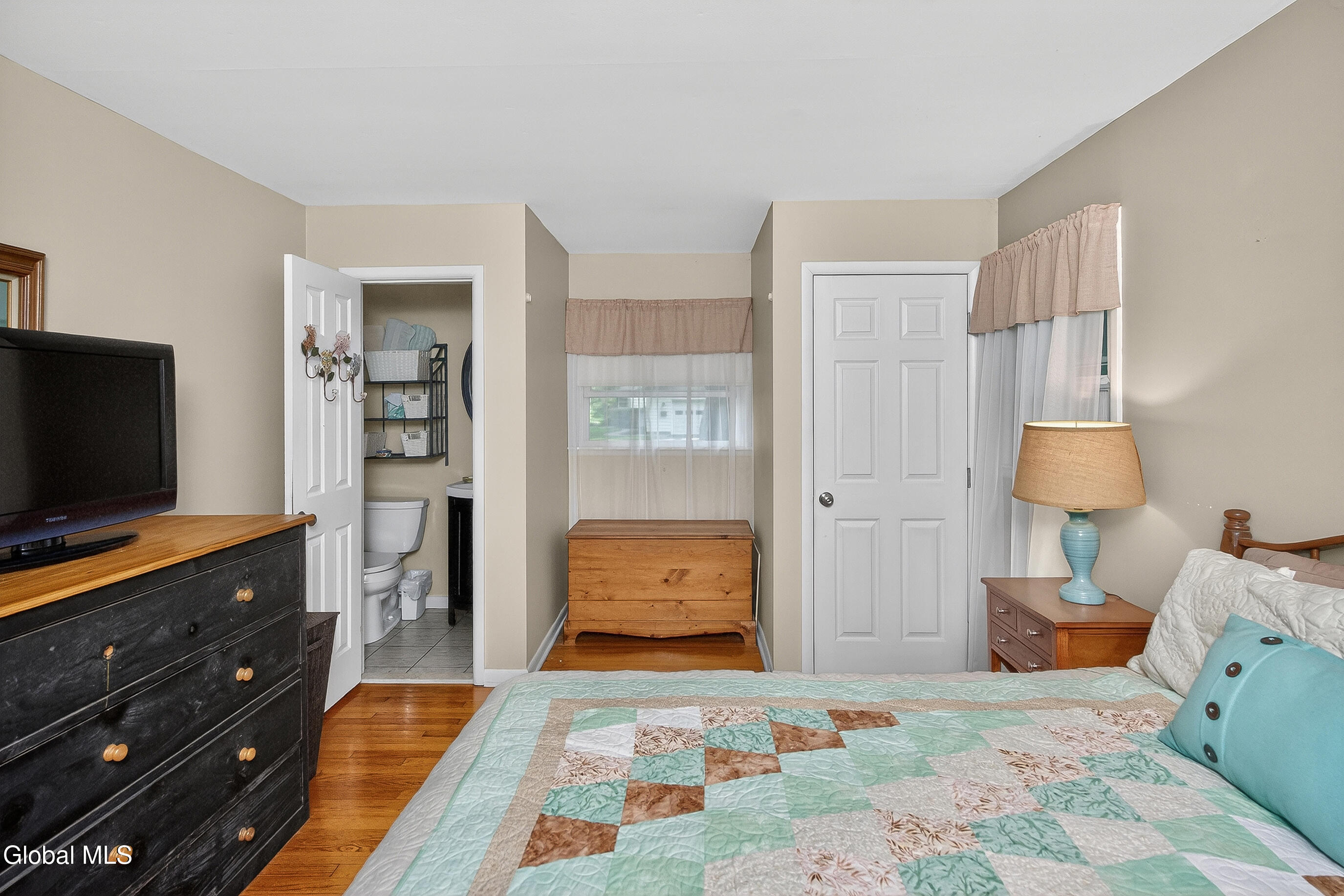 2 Avon Road Bethlehem, NY 12054 - Photo 26 of 40 050-2-Avon-Road-Delmar-NY-12054