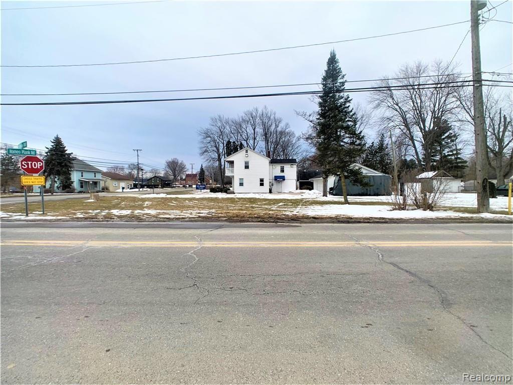 58953 Romeo Plank Road Ray, MI 48096 - Photo 7 of 27 58953 Romeo Plank (25).JPG